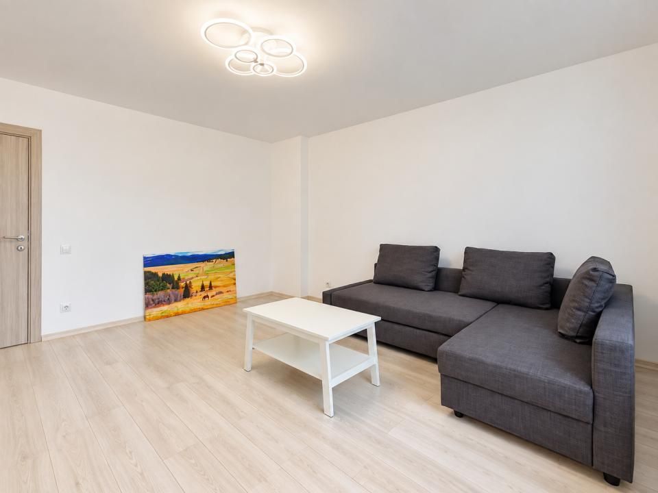 Închiriere apartament cu 2 camere, renovat si spatios - Strada Lungă – fotografia 2 din 12