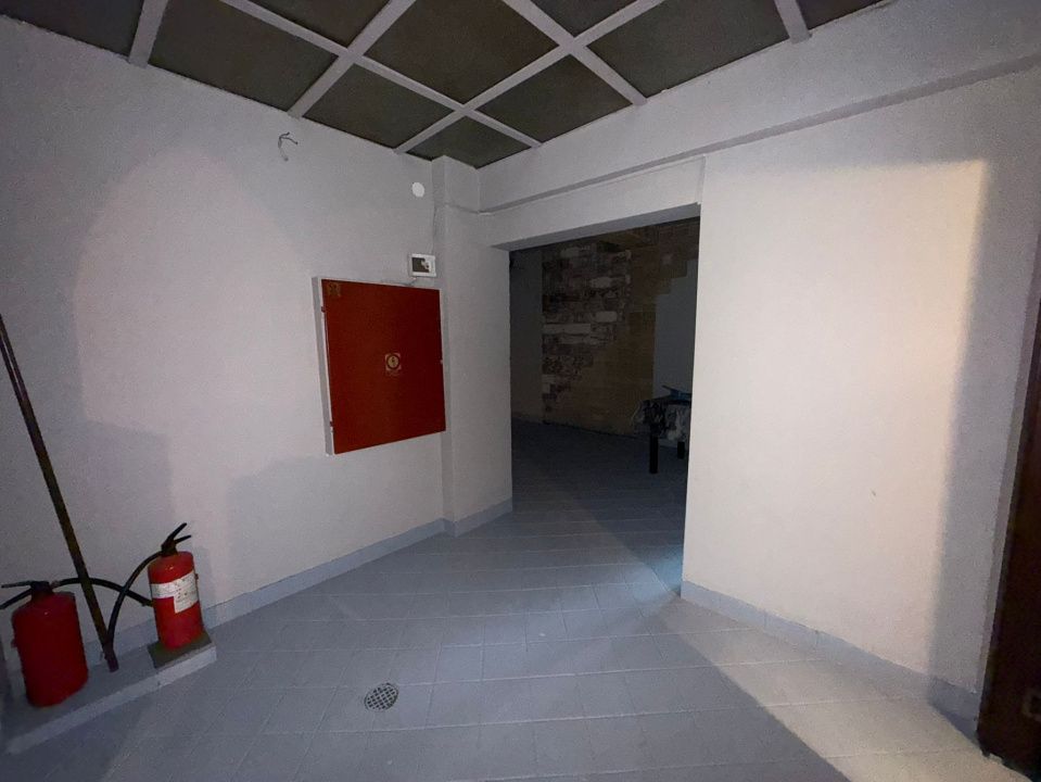 Spatiu comercial, 377 mp, Cartier 1 Mai, Zona Medicina Veche – fotografia 10 din 16