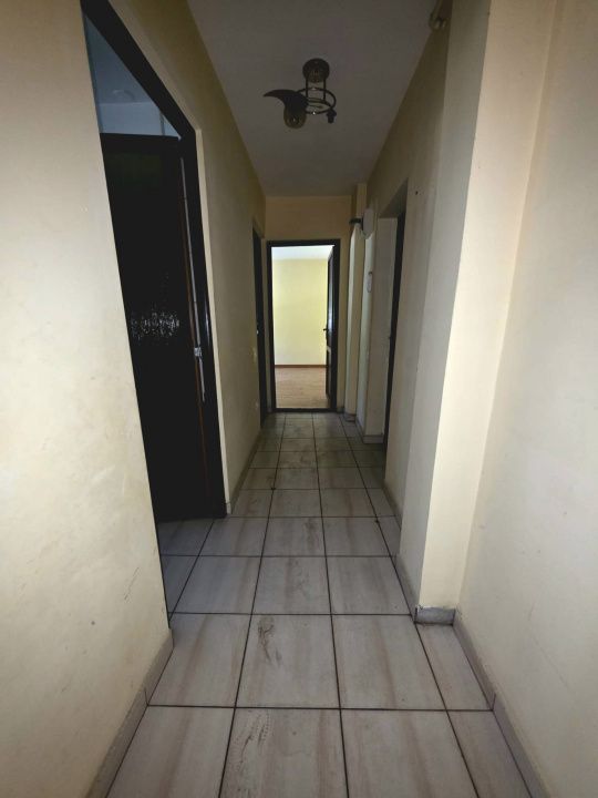 Apartament 3 camere situat pe Bd. Tomis- Sala Sporturilor – fotografia 8 din 11
