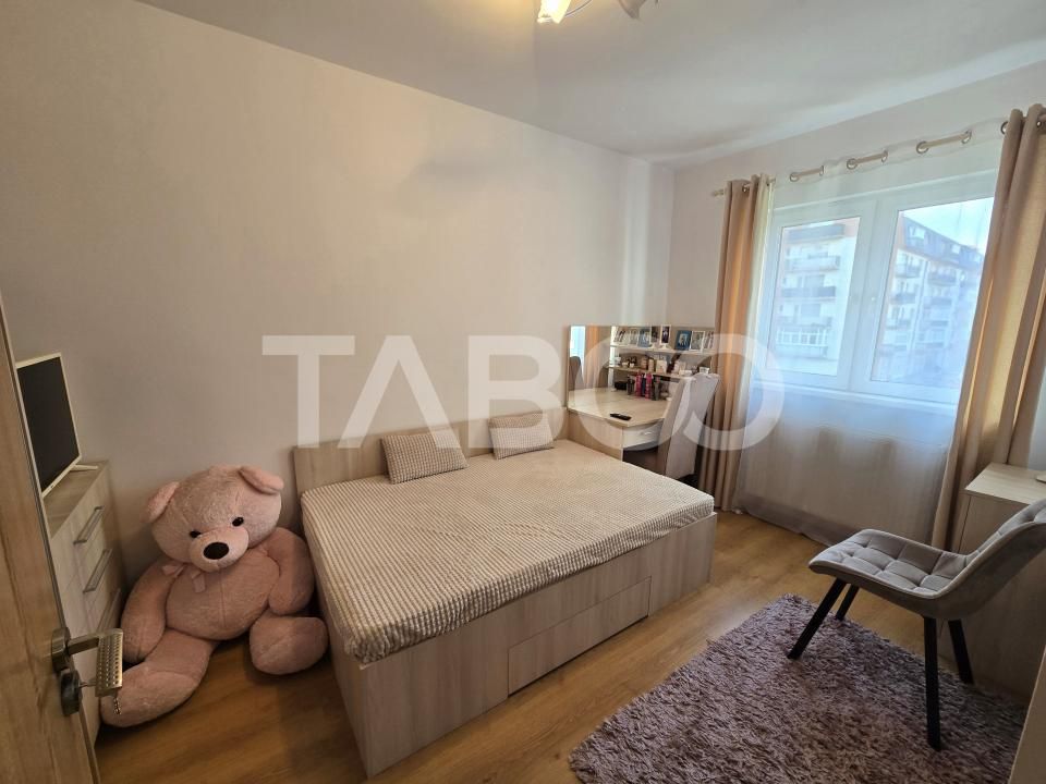 Apartament 3 camere de vanzare etaj intermediar 2 Mihai Viteazul Sibiu – fotografia 4 din 16