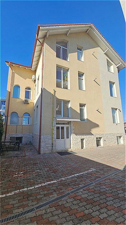 Apartament 148 mp în vilă, 4 camere, 2 parcări, ideal birou – fotografia 1 din 9