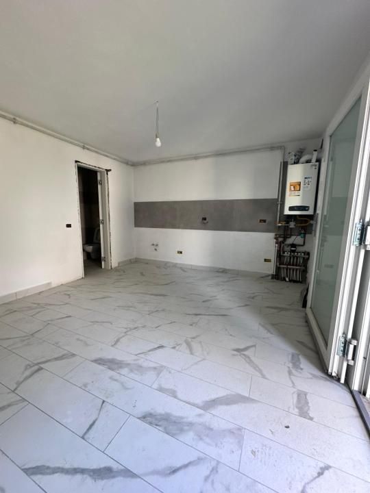 Apartament cu 2 camere ,Micro 8 ,Aleea Grivita – fotografia 2 din 5