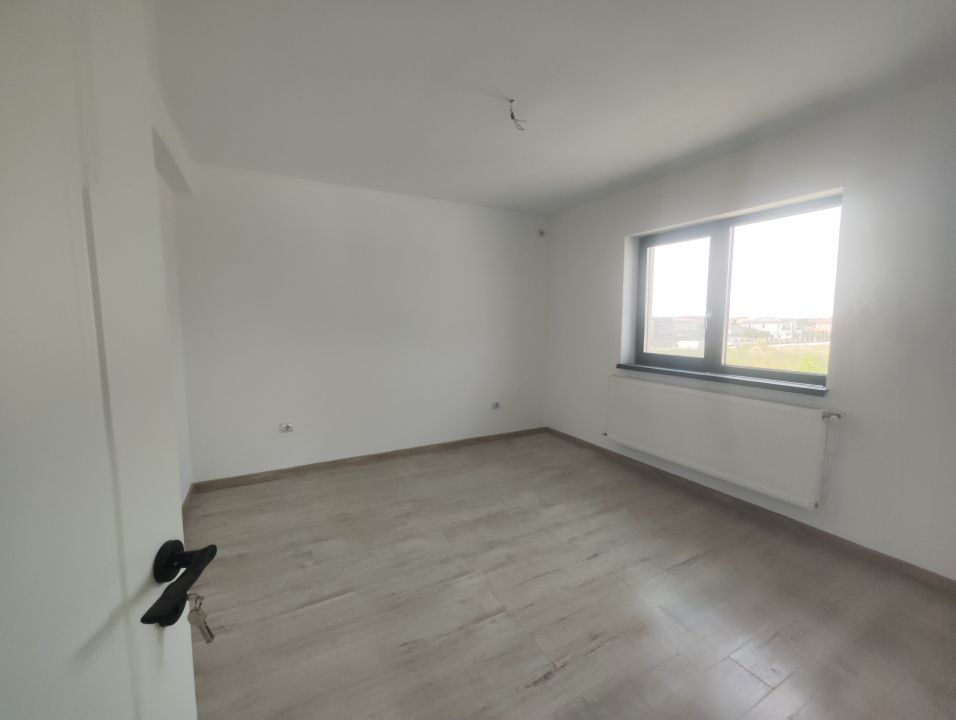 Casa 4 camere, teren 242 mp, localitatea Preajba, zona Selgros. – fotografia 5 din 11