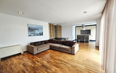 Iancu Nicolae/Bloc Boutique/ 4 camere de vanzare
