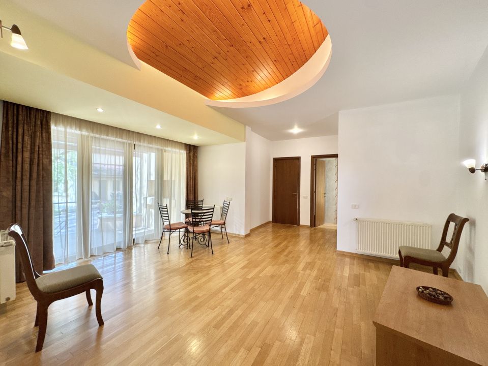 Vila pe domeniu de 8.000 mp | proiect senior living 60+ – fotografia 29 din 40