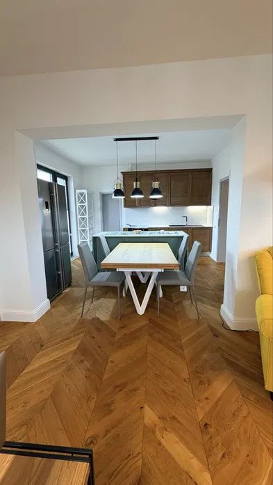 Apartament exclusivist cu 4 camere, 146 mp, central Cluj – fotografia 2 din 8