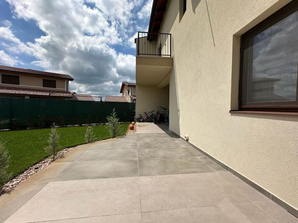Duplex | Partial Mobilat | Toate utilitatile | Asfalt | Sacalaz | – fotografia 21 din 22