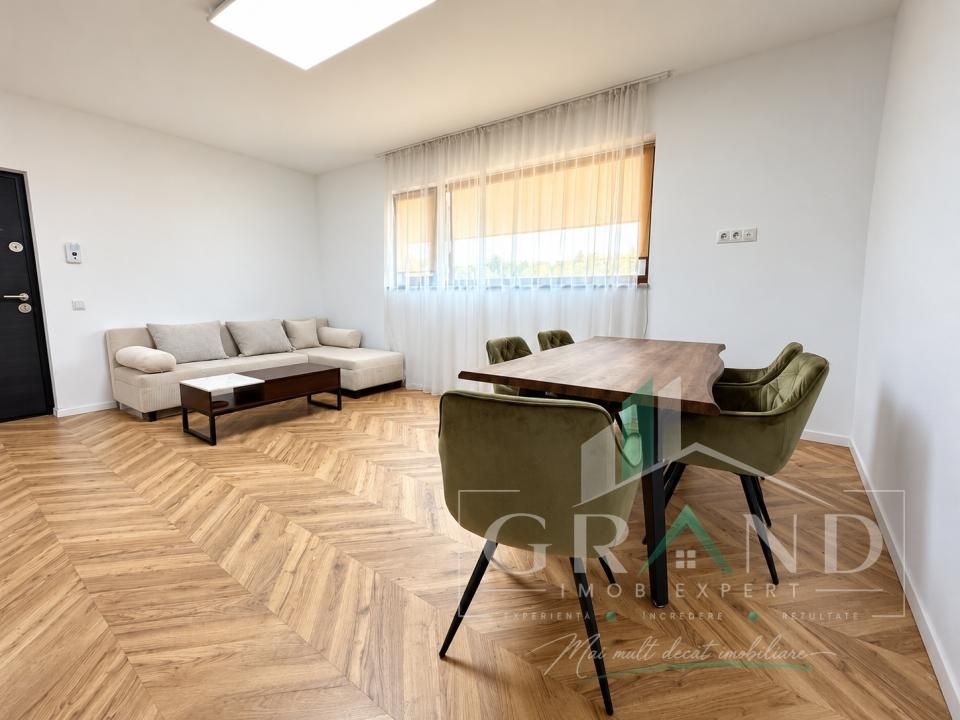 2 camere | Parcare CF | Bloc 2019 | Zona Răzoare–în spate la VIVO – fotografia 3 din 22
