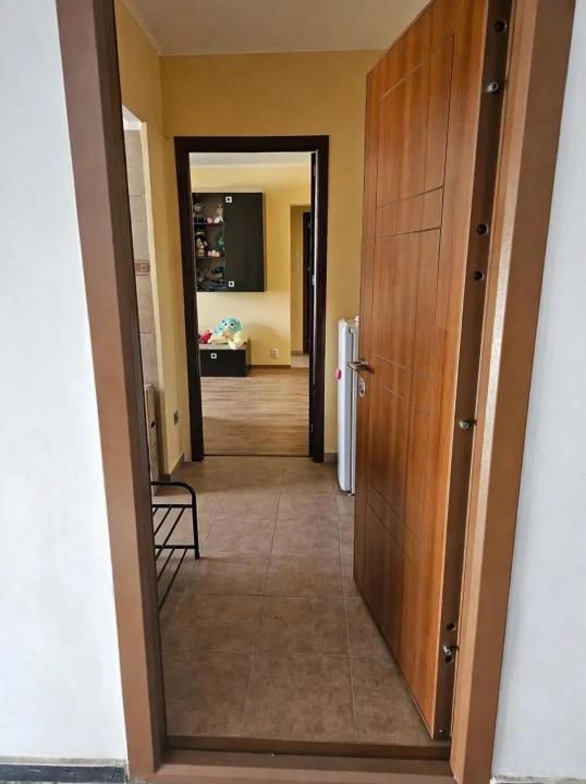 2 Camere de vanzare | Costin Georgian | Metrou | Bloc Reabilitat | – fotografia 10 din 13