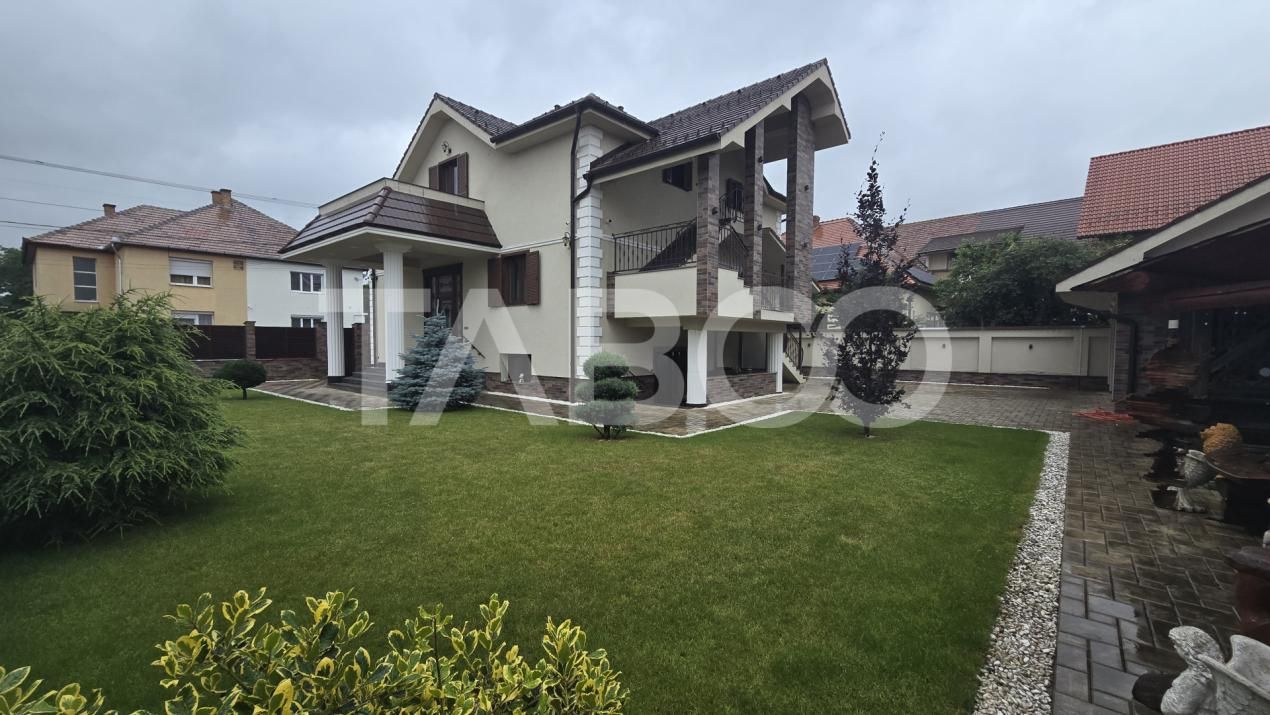 Casa individuala cu 10 camere de vanzare in zona Lupeni Sibiu – fotografia 1 din 27