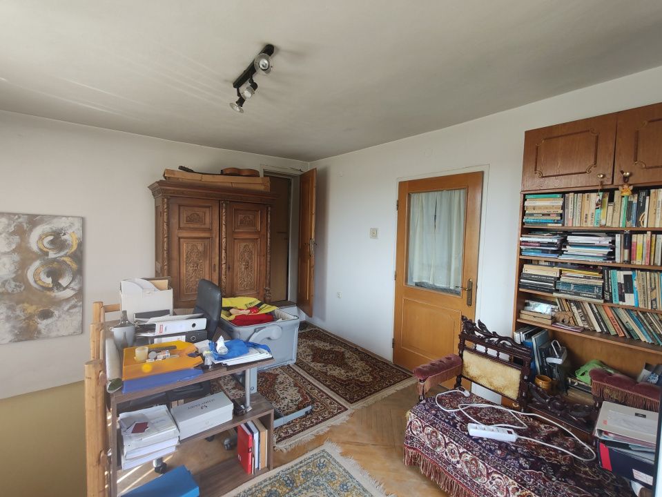 Casă individuală spațioasă de vânzare – Strada Negoi | 279 mp utili  Teren 770 – fotografia 4 din 11