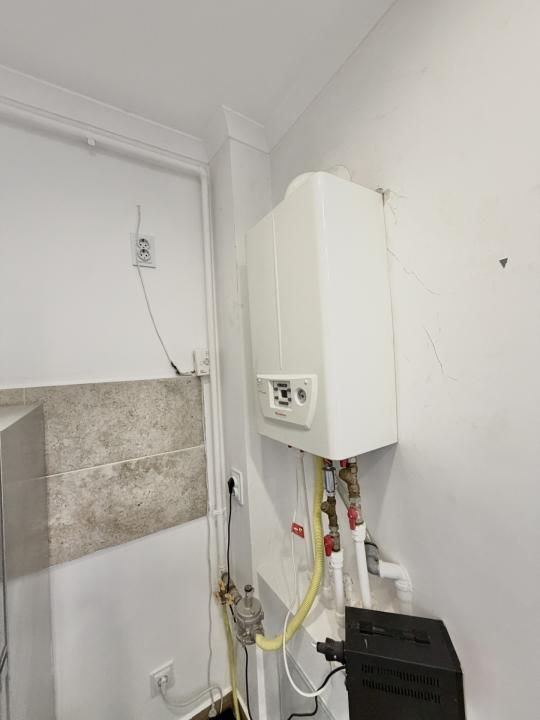 Garsoniera mobilata Militari Residence - Avangarde City demisol inalt – fotografia 12 din 12