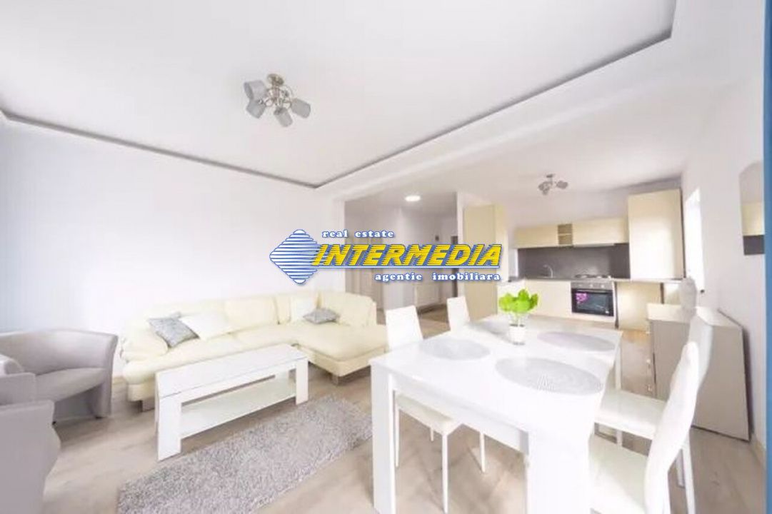 Apartament cu 3 camere de inchiriat Bloc Nou Cetate mobilat si utilat nou – fotografia 3 din 6