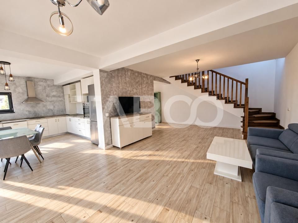 Casa spatioasa de inchiriat 5 camere 2 bai 2 locuri parcare Selimbar – fotografia 12 din 21