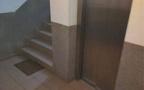 Apartament mare de 180 mp. Pod Mansarda 7 Camere 7 Garsoniere investitie Birouri