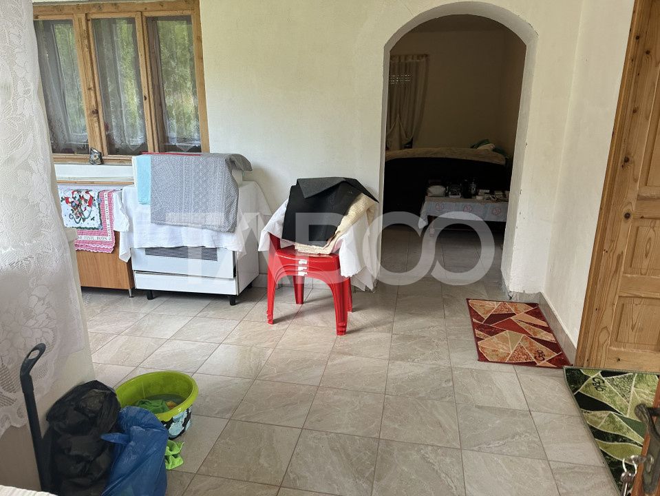 Casa 3 camere 5335 teren liber garaj si anexe  in Sinca Veche – fotografia 11 din 16