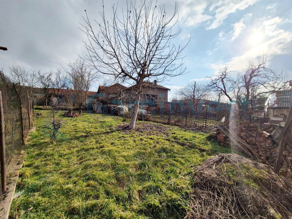 Casa pe 2 nivele, la rosu, zona strazii Izvorului, Oradea – fotografia 3 din 4