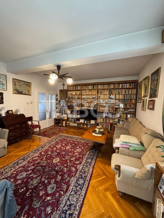 Casa individuala cu garaj de vanzare in Andrei Muresanu – fotografia 2 din 19
