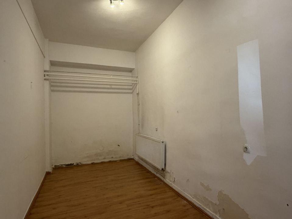 Camera Birou de Inchiriat cu acces si Parcari CENTRU UltraCentral Alba Iulia – fotografia 1 din 7