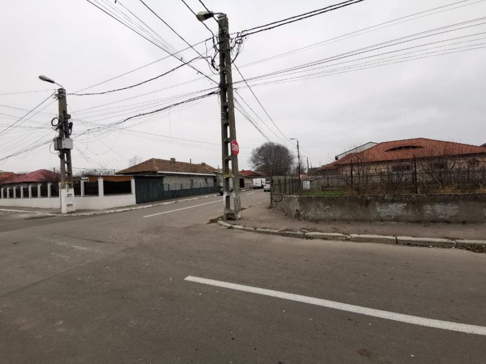 Vand teren in Palazu Mare zona centrala – fotografia 7 din 8