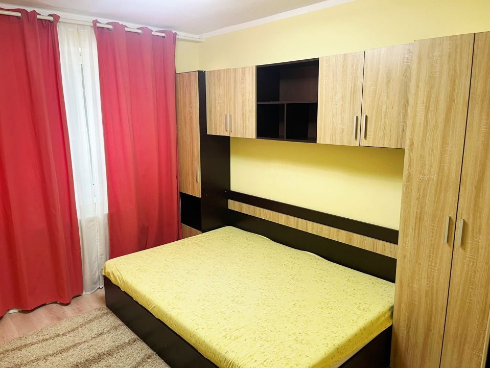 Apartament cu 3 camere in zona FSEGA – fotografia 2 din 8