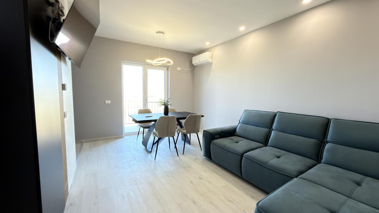 Apartament 2 camere, decomandat, 51 mp utili - Dumbravita – fotografia 2 din 13