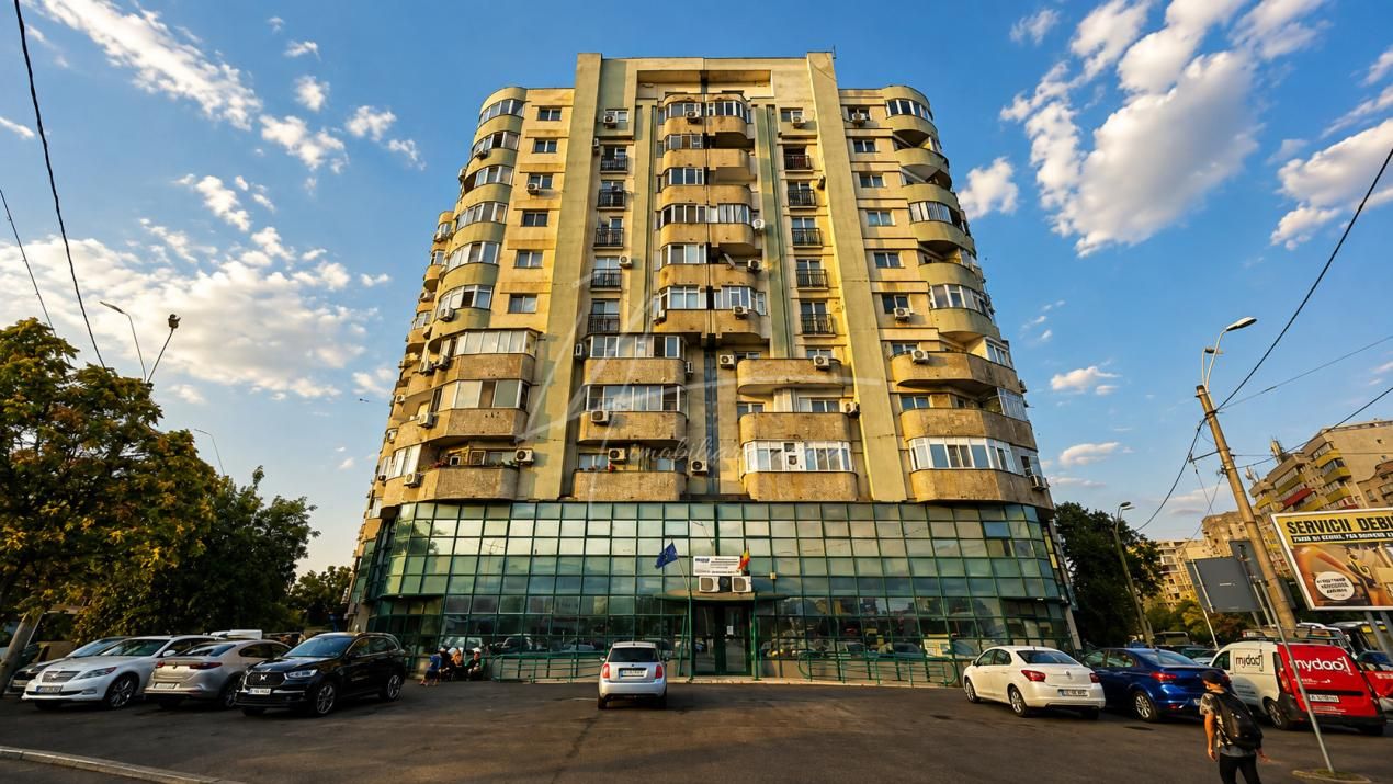 Garsoniera superba cu vedere la apus, bloc 2000, spatii renovate – fotografia 18 din 35