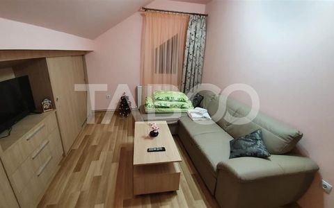 Apartament de inchiriat  56 mpu 2 camere mansarda in vila Selimbar