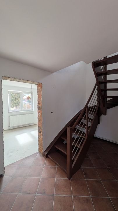 GURA RÂULUI | CASĂ PE 3.046 MP, CU O PRIVELIȘTE DIFERITĂ LA FIECARE FEREASTRĂ – fotografia 10 din 51