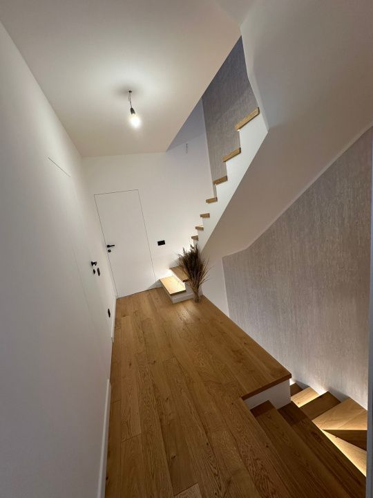 Duplex premium, 178 mp utili, teren 200 mp și terasă panoramică | Voroneț – fotografia 9 din 16