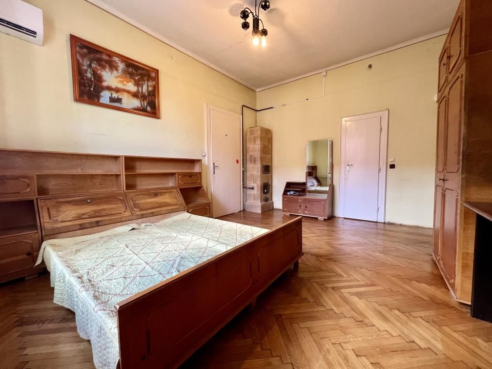 Apartament 4 camere, circular, 126 mp utili, etaj 1 - Zona Balcescu – fotografia 1 din 12