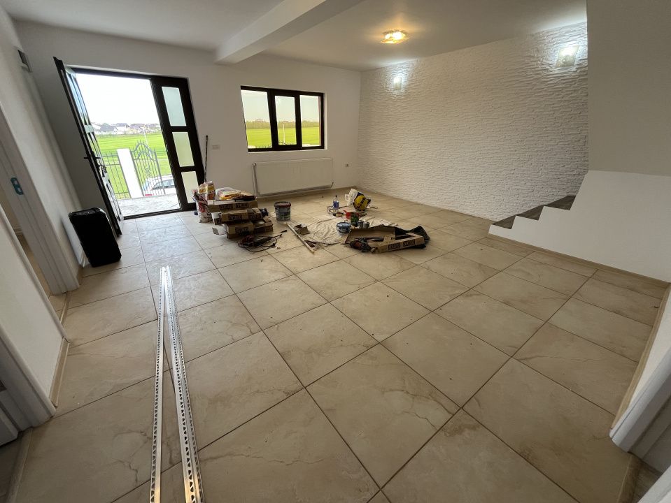Exclusivitate! vila moderna P+M, 5 camere, Valu lui Traian! – fotografia 3 din 11
