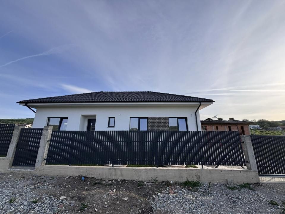 Casă individuală, P+Pod, panouri fotovoltaice, teren 500mp | Chinteni – fotografia 7 din 9