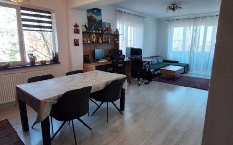 Apartament de 3 camere mobilat/utilat , Floresti