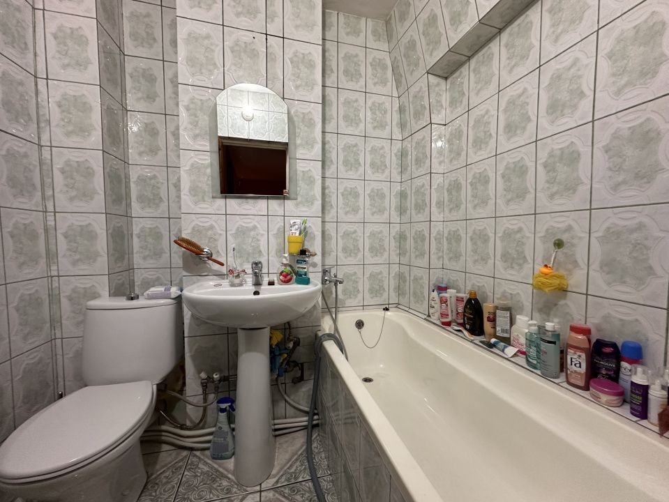 Vanzare Apartament 4 camere modificat in 3 CETATE M-uri vedere Parc 2 bai 2 balc – fotografia 16 din 17