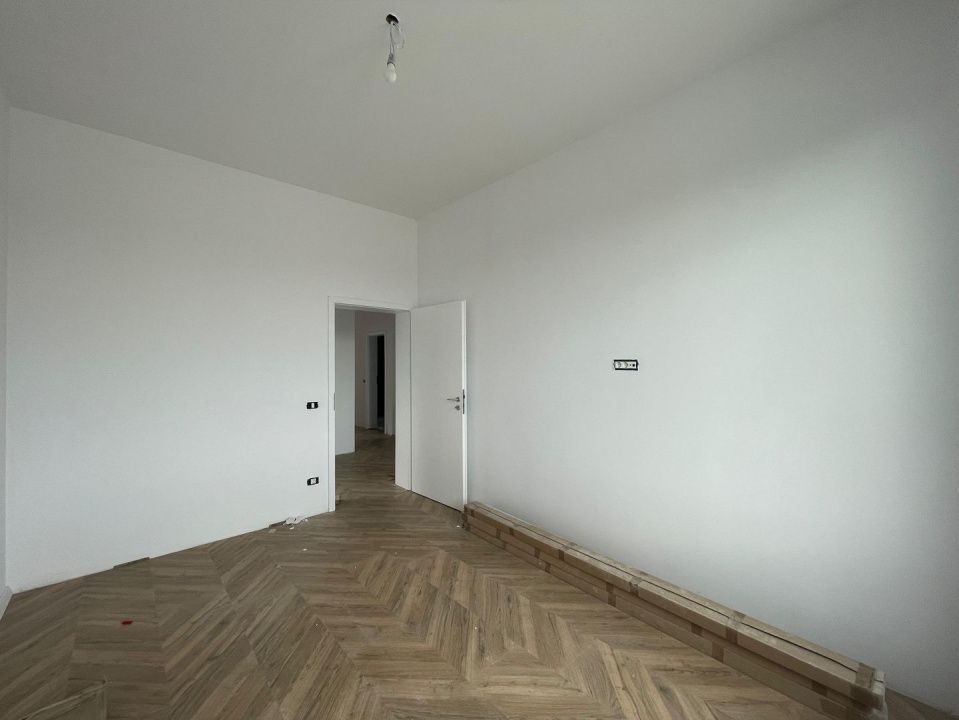 Duplex pe parter 98mp utili, 375mp teren - Calea Urseni – fotografia 5 din 11