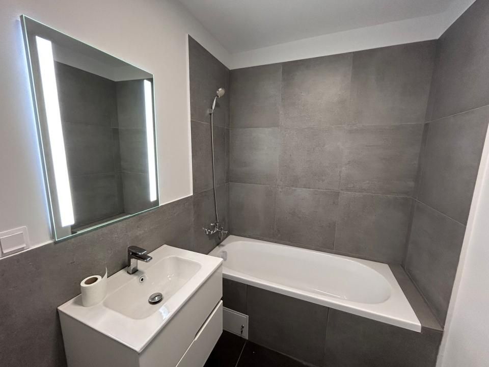 Apartamet 2 camere , Blocurile Albe EROILOR. – fotografia 5 din 8