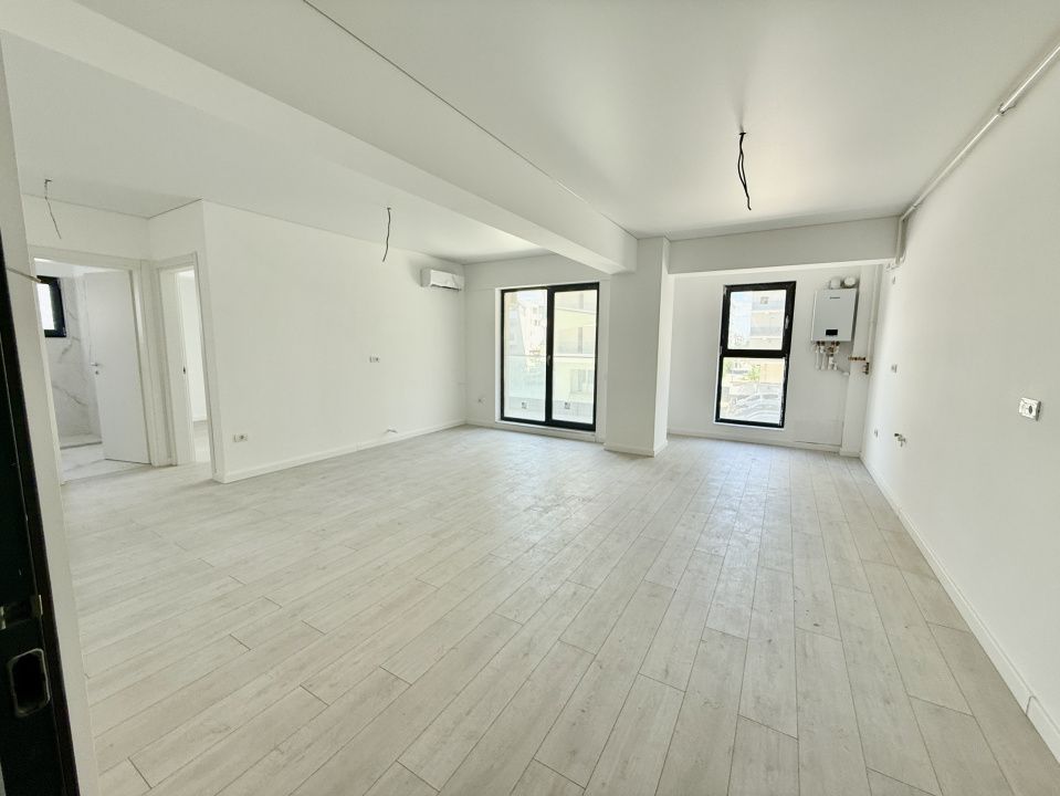 Apartament cu 2 camere finisat la cheie aproape de plaja – fotografia 1 din 12
