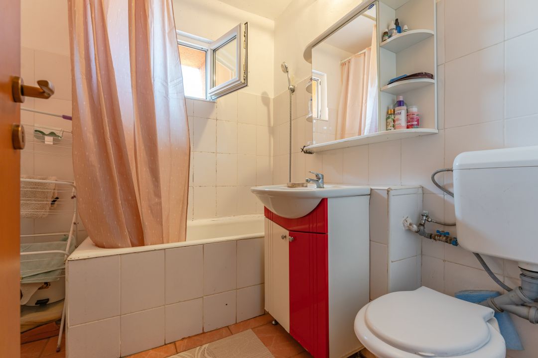 Apartament 4 camere de vânzare – 80 mp – Str. Carpaților – Vedere Tampa – fotografia 9 din 9