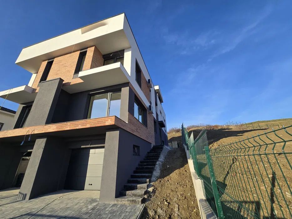 Duplex premium | D+P+E+Terasa panoramică  | Garaj | 5 camere | Voroneț – fotografia 2 din 8