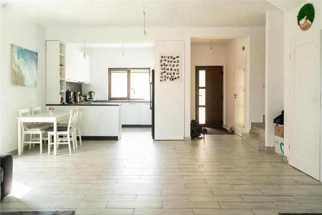 Duplex modern 4 camere, teren 380mp-Dezmir – fotografia 3 din 12