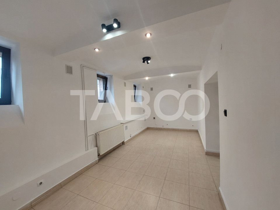 Spatiu comercial de inchiriat 94 mpu parter zona Centrala Sibiu – fotografia 10 din 12