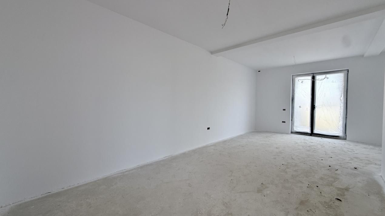 Duplex pe parter 3 camere toate utilitatile Mosnita Noua – fotografia 5 din 16