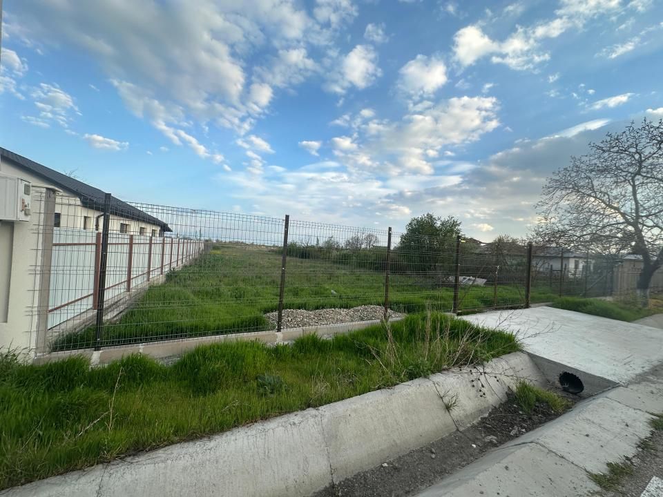 Teren intravilan 1.997 mp – Poziție excelentă la intrare în Pietroasa – fotografia 3 din 4