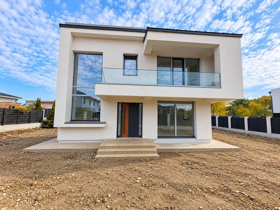 Vila premium cu arhitectura moderna Valea Ursului-Miroslava – fotografia 1 din 13
