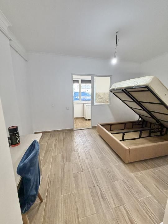 Garsoniera mobilata Militari Residence - Avangarde City demisol inalt – fotografia 6 din 12