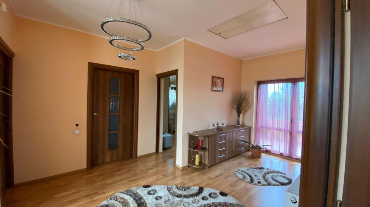 Casa D+P+1 Garaj dublu 2 Terase 925 mp Teren CETATE Kaufland Finisata Mobilata – fotografia 48 din 65
