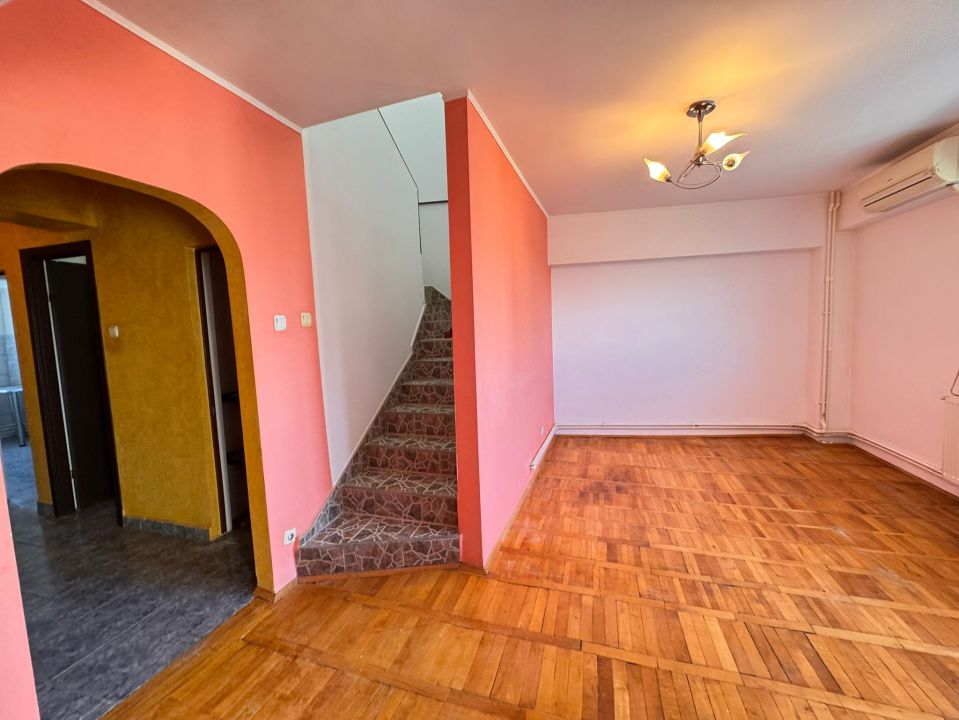 🏠 Apartament 3 Camere Tip Duplex – Ultracentral – Vedere La Mare – fotografia 5 din 17