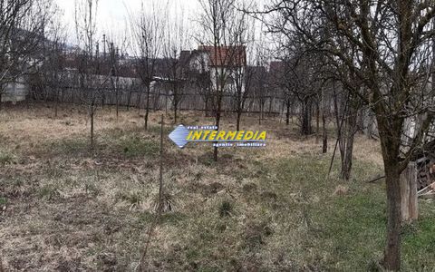 Teren intravilan cu utilitati in cartierul Cetate 946 mp Alba Iulia