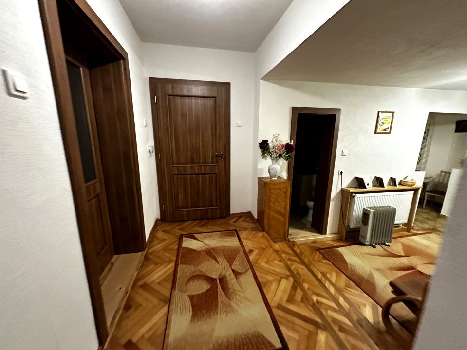 Casa P+M Zona Hotel CETATE 715 mp Teren Garaj Terase Piscina ideal Regim Hotelie – fotografia 1 din 26